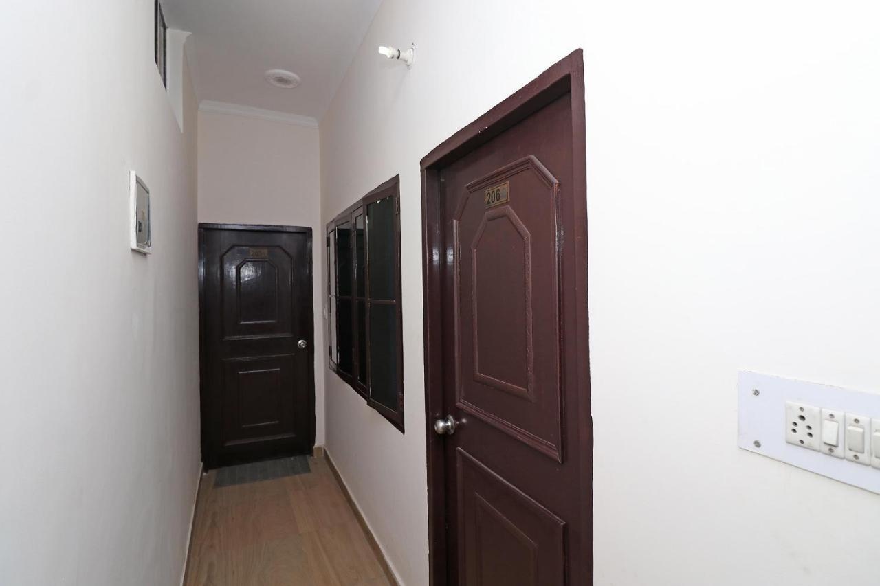 Oyo 27750 Bhagwati Residency Hotel Mirzāpur Eksteriør billede