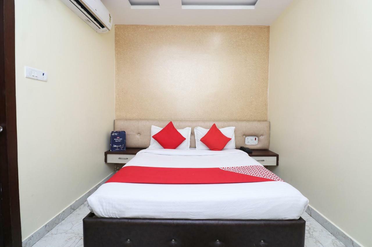 Oyo 27750 Bhagwati Residency Hotel Mirzāpur Eksteriør billede